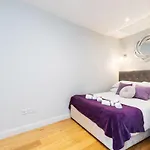 Location 2 Bedroom 2 Bathroom Fast Wifi