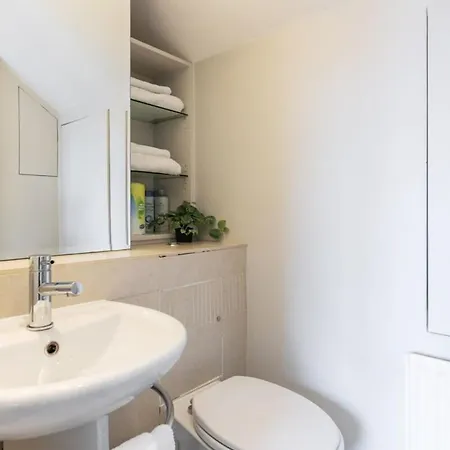 בית נופש Location 2 Bedroom 2 Bathroom Fast Wifi דבלין