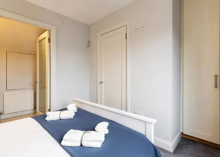 펜션 Location 2 Bedroom 2 Bathroom Fast Wifi 더블린